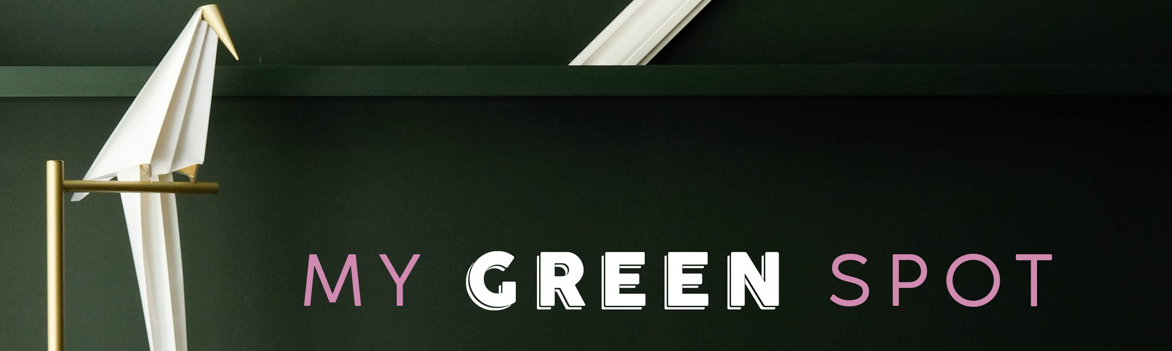 Bilde med MySpot Living sin logo og en grønn bakgrunn
